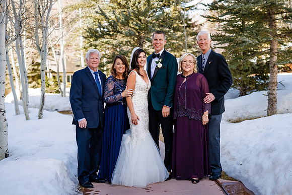 John_Megan-Wdg-Group-82