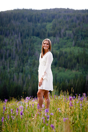Ellie_Senior-Edited-38