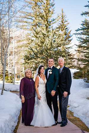 John_Megan-Wdg-Group-78
