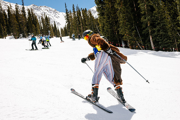 Adam-Katie-Ski-85