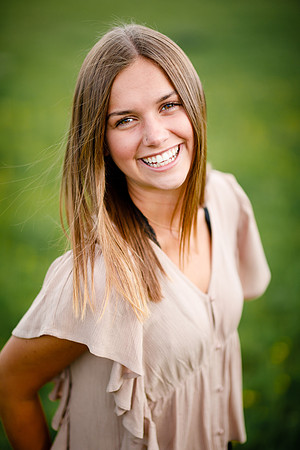 Ellie_Senior-Edited-58
