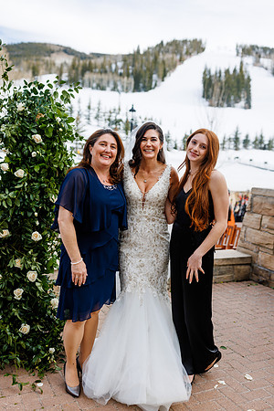 John_Megan-Wdg-Group-104