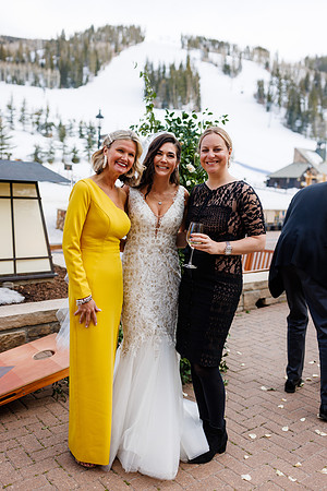 John_Megan-Wdg-Group-100