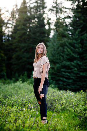 Ellie_Senior-Edited-89