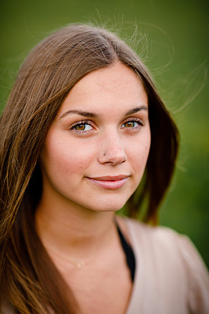 Ellie_Senior-Edited-54