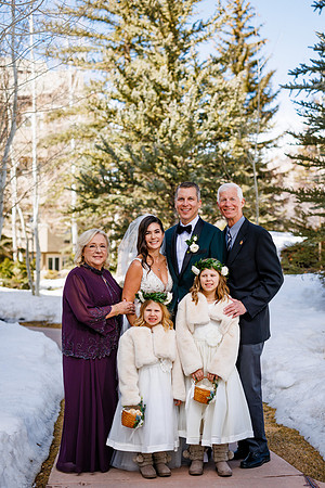 John_Megan-Wdg-Group-77