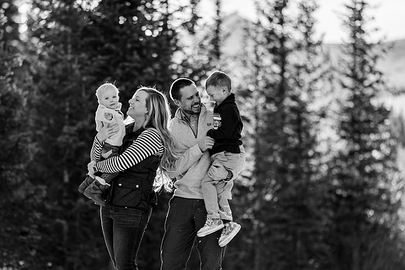 Doug_Jackie_Family_Winter2021-17