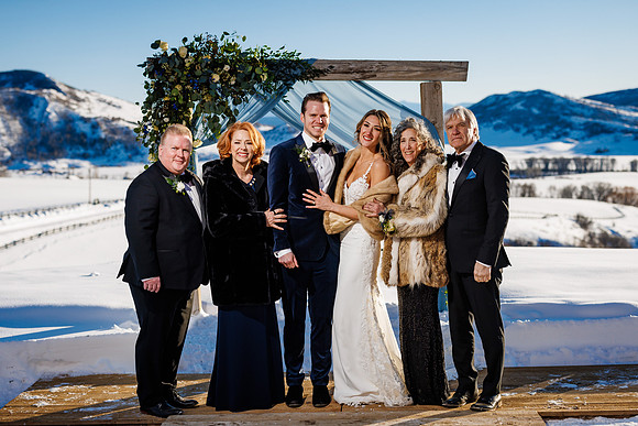 Zach_Rebecca_Wdg-Group-104