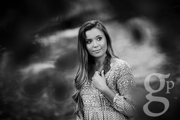 Leah_Senior-BW-134