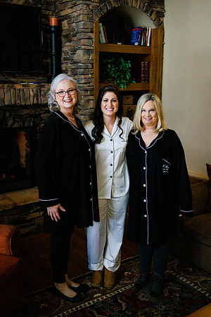 Cara_Sean_Wdg-Group-51