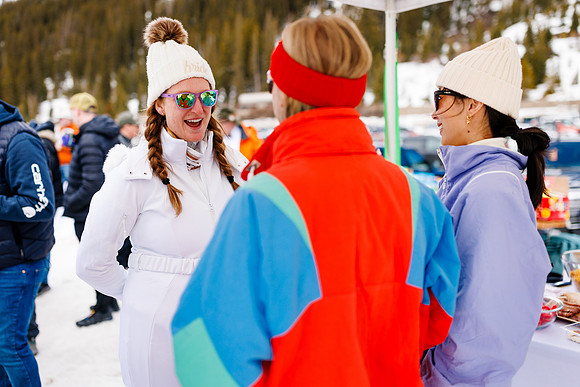 Adam-Katie-Ski-3