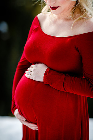 Seth_Bethany_Maternity-18