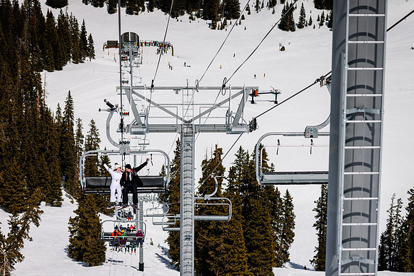 Adam-Katie-Ski-111