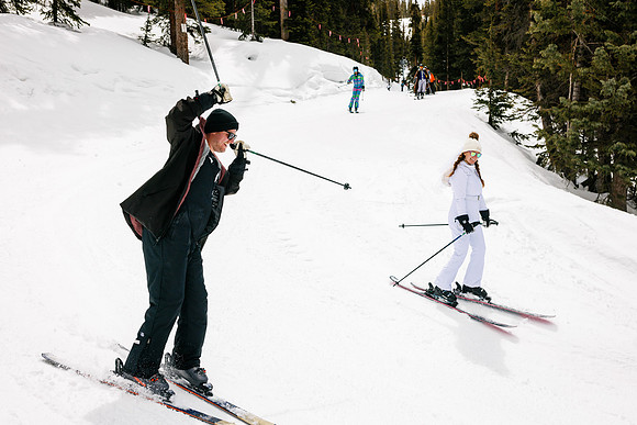 Adam-Katie-Ski-75