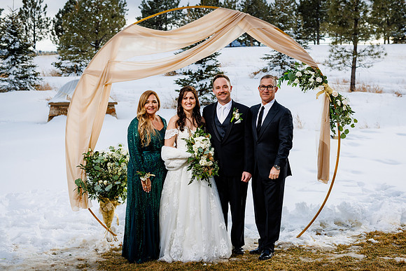 Cara_Sean_Wdg-Group-122