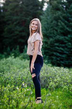Ellie_Senior-Favs-27