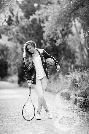 Leah_Senior-BW-47