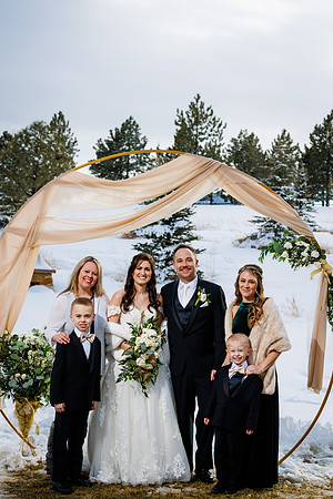 Cara_Sean_Wdg-Group-136