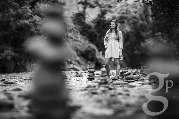Leah_Senior-BW-126