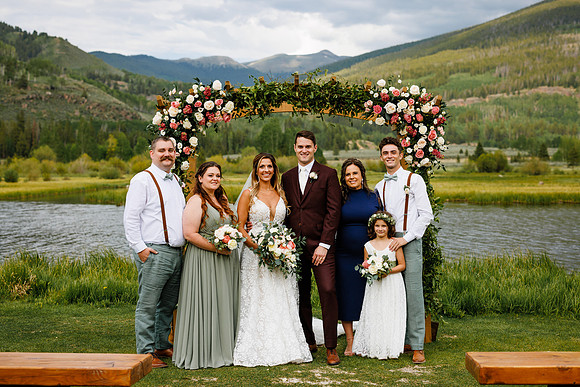 Ashlyn_Brendan_Wdg-Group-127
