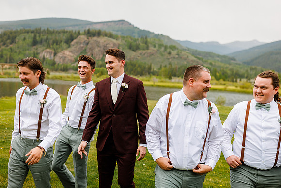 Ashlyn_Brendan_Wdg-Group-35