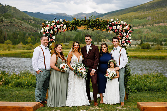 Ashlyn_Brendan_Wdg-Group-128