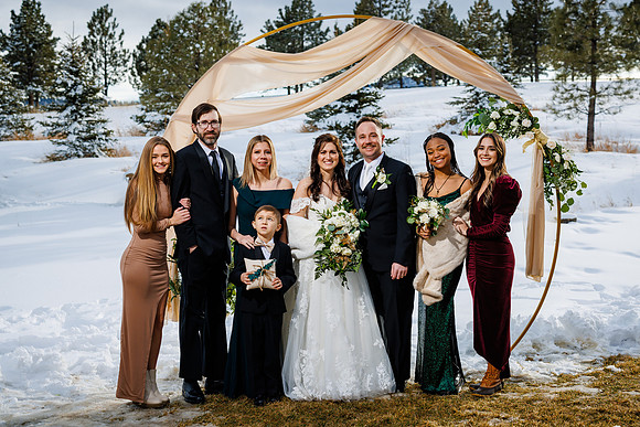 Cara_Sean_Wdg-Group-118