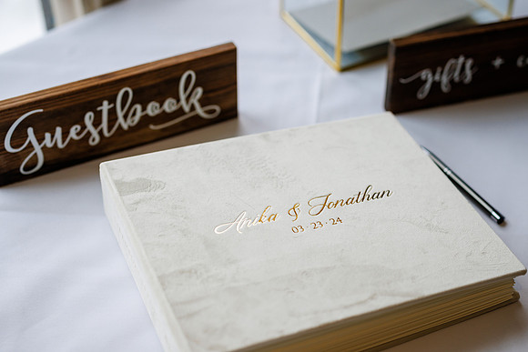 Jon-Anika-Detail-37