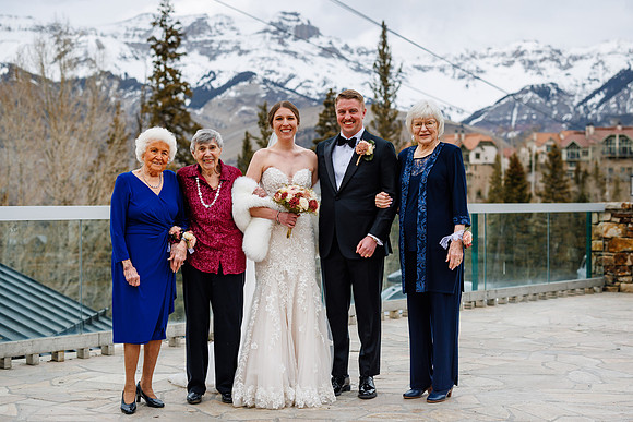 Gina_Jonathan-Group-118
