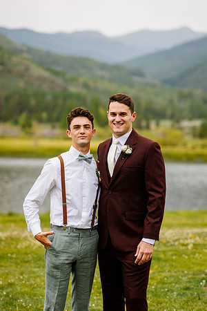 Ashlyn_Brendan_Wdg-Group-37