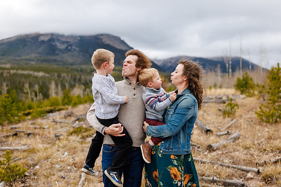 Rebecca-Family-45