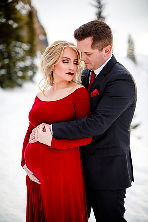 Seth_Bethany_Maternity-33