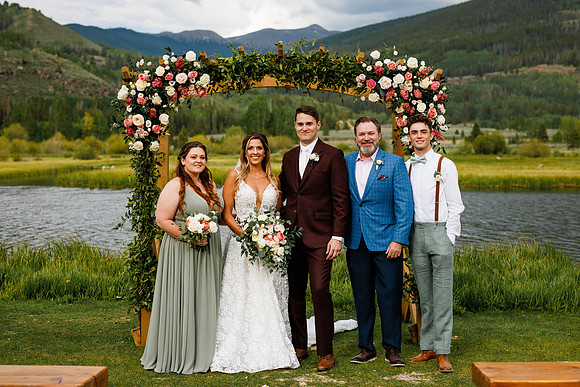 Ashlyn_Brendan_Wdg-Group-133