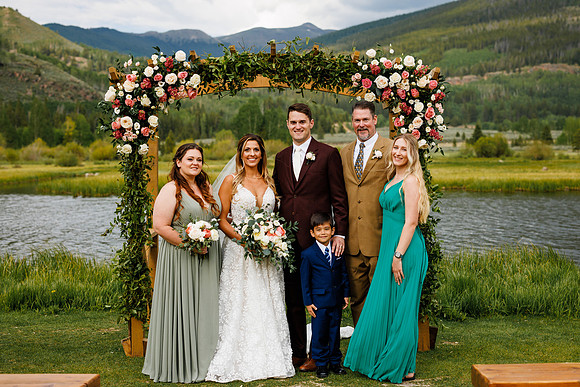 Ashlyn_Brendan_Wdg-Group-131