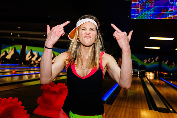 Bowling-60
