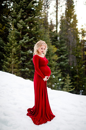 Seth_Bethany_Maternity-35