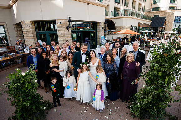 John_Megan-Wdg-Group-89