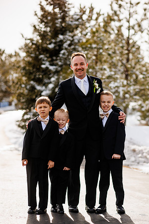 Cara_Sean_Wdg-Group-31