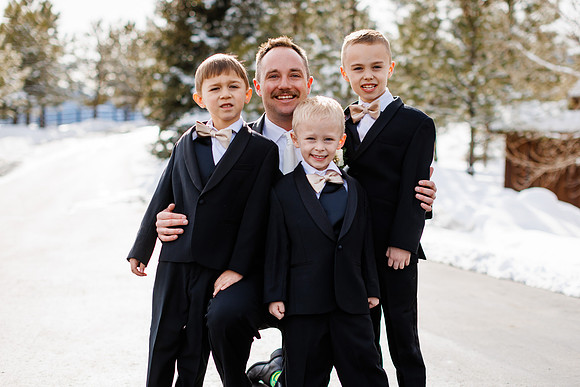 Cara_Sean_Wdg-Group-34