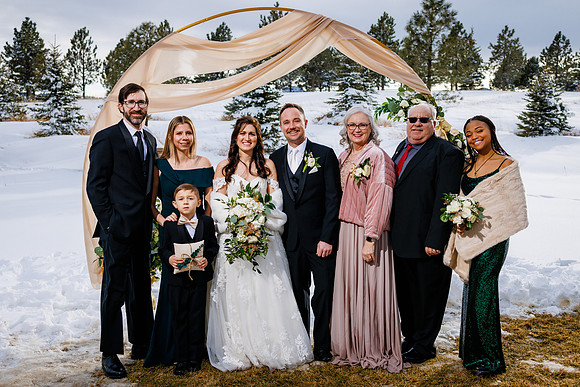 Cara_Sean_Wdg-Group-115