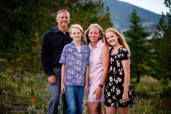 Jenn_Hubbs_Family-Favs-12